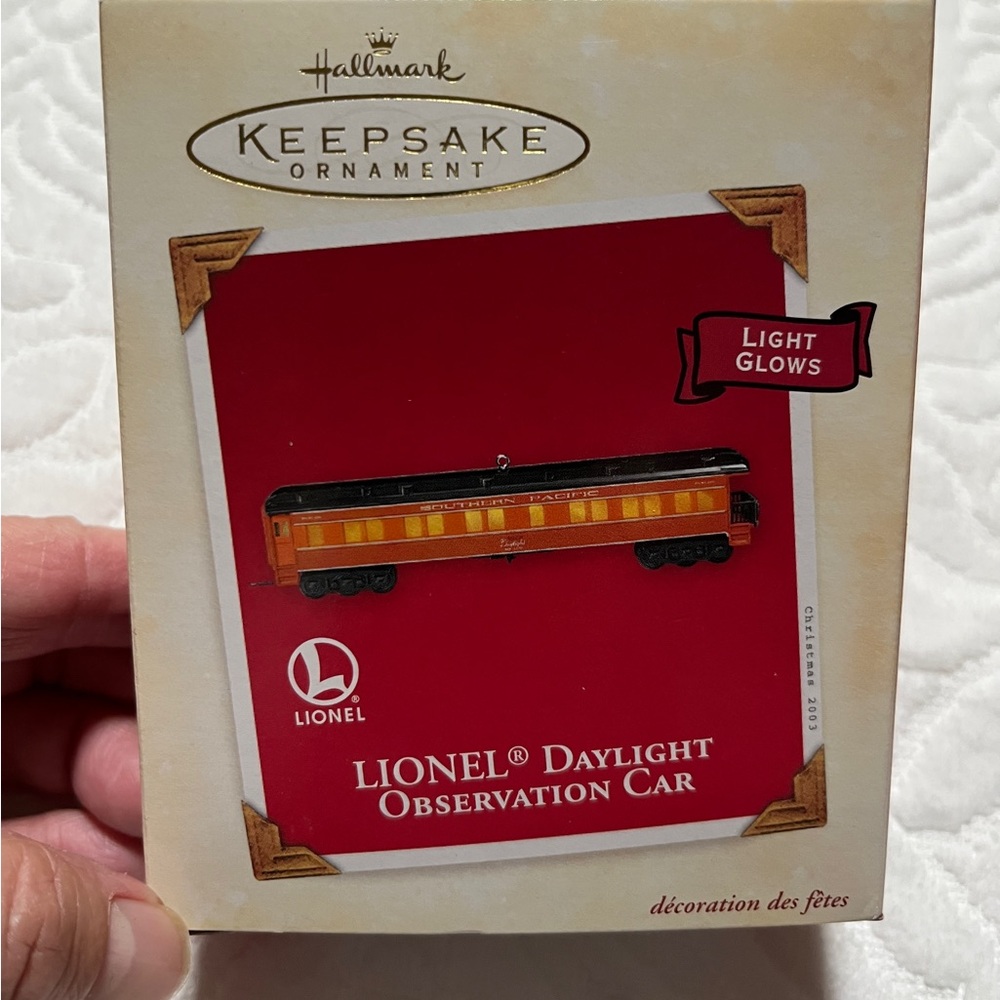 Hallmark Keepsake Ornament - Lionel Daylight Observation Car Ornament -